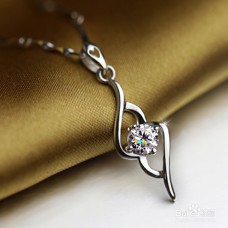 如何快速去除指甲油