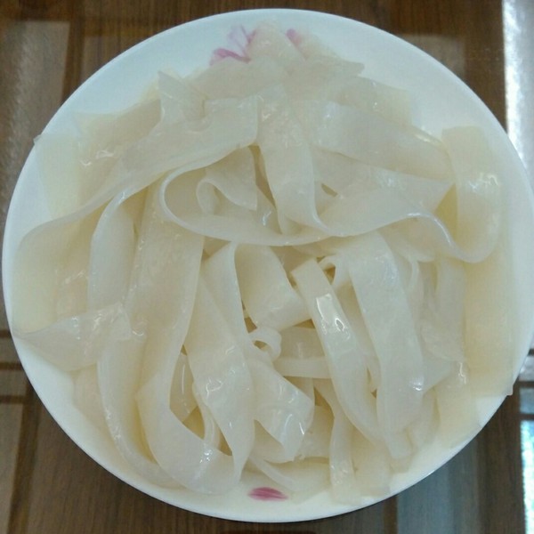 凉皮儿 超好吃的做法