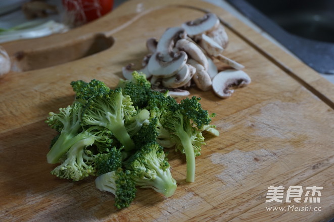 海鲜炒意粉的做法