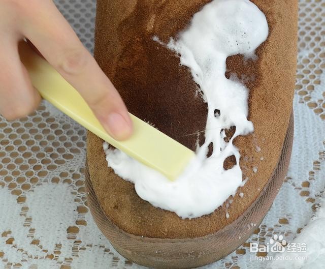 清洗翻毛/麂皮类鞋子的步骤