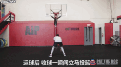 如何像库里一样运球后投篮？