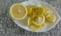制作柠檬鸡丝