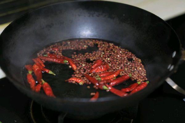 麻辣是江湖－火锅豆花鱼