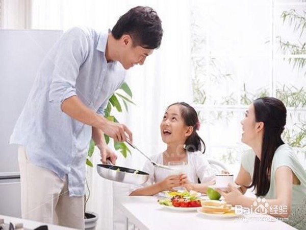 怎样让孩子吃好午饭