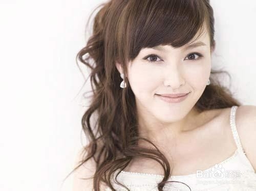 毛孔粗黑头多怎么办:去黑头收缩毛孔最好的方法