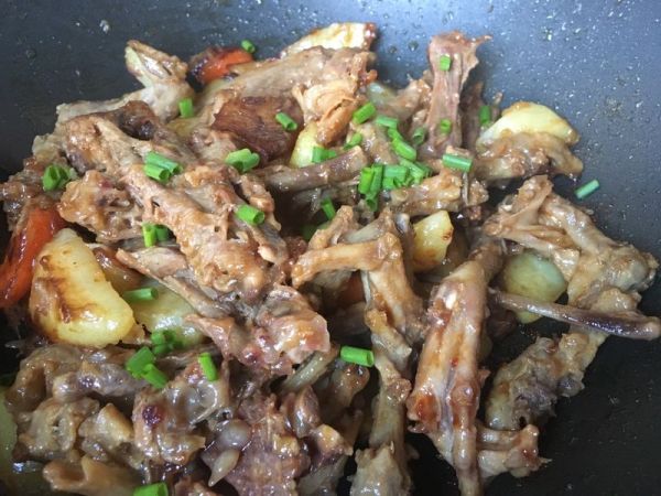 干锅对味酱鸭#食光社干锅鸭