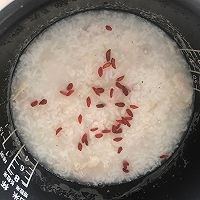 营养美味：枸杞鱼片粥