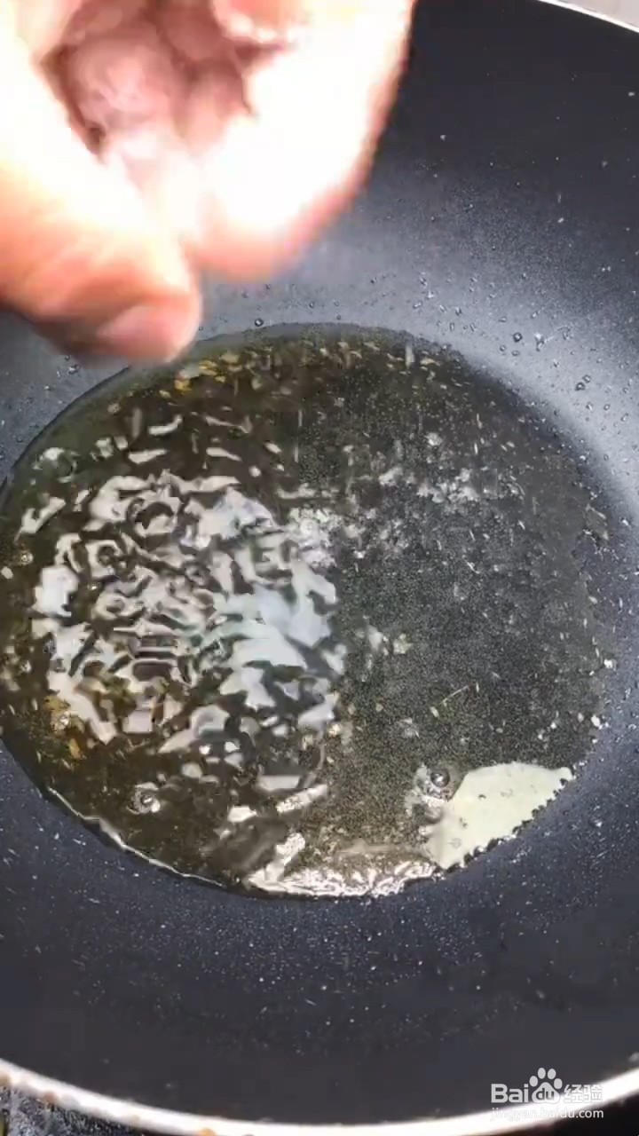 汤汁奶白又好喝的鲫鱼豆腐汤要怎样做