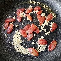 美味的腊味爆炒佛手瓜