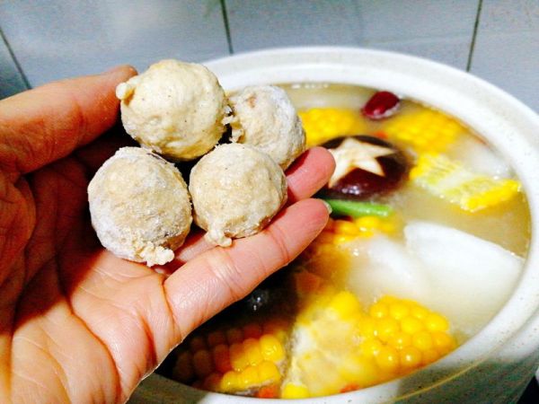 海鲜味什锦火锅#浓汤宝火锅英雄争霸赛#