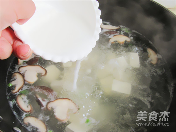 野菜豆腐汤的做法