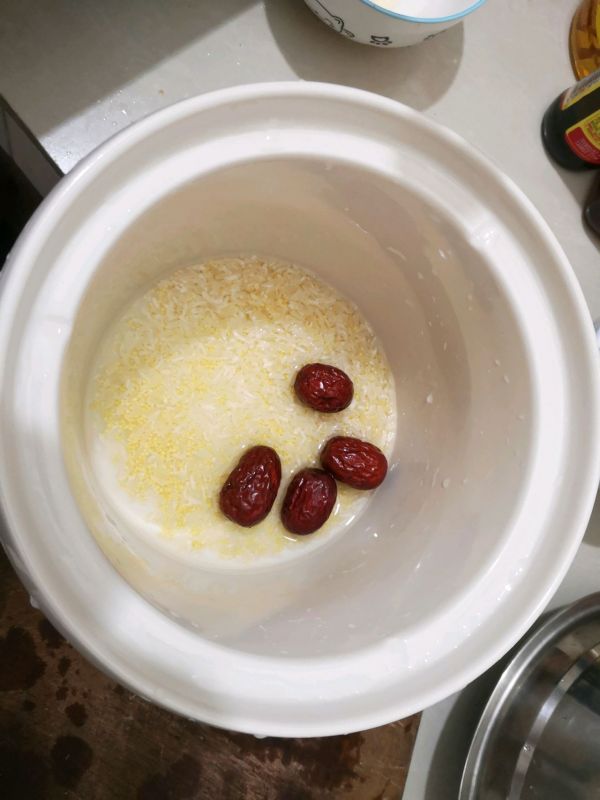 小米红枣南瓜粥