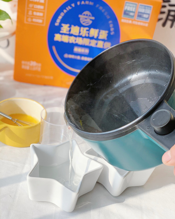 奶香蛋花水晶糕