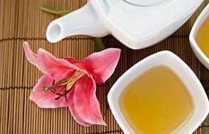 睡前喝蜂蜜水好吗
