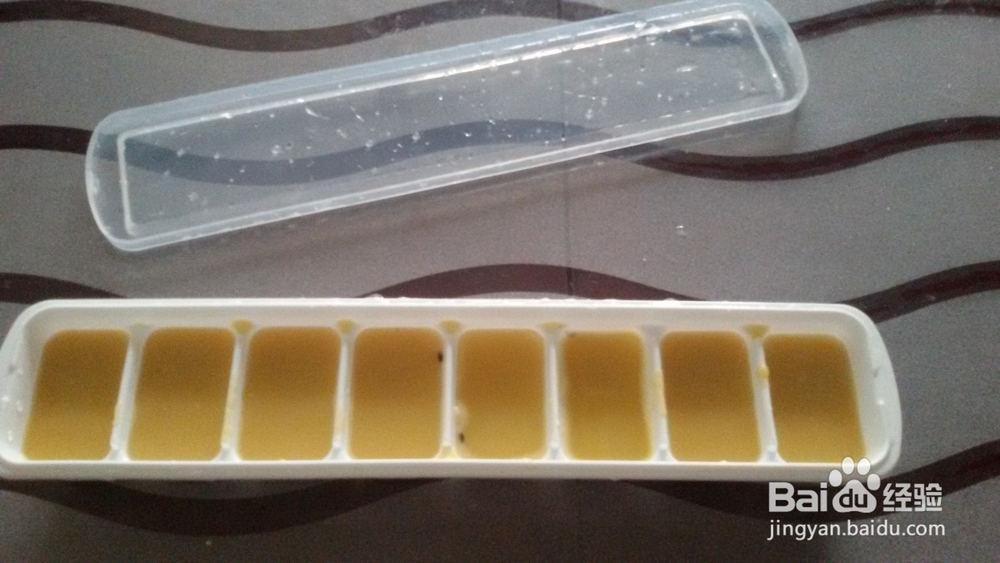 清爽夏日不可少的自制冰块