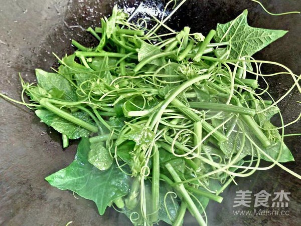 蒜蓉辣炒龙须菜