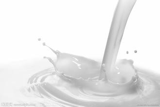 小朋友爱吃的奶冻