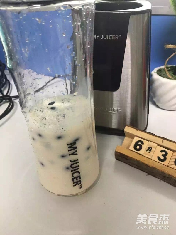 蓝莓奶昔的做法