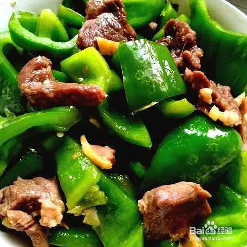 柿子椒炒梅花肉