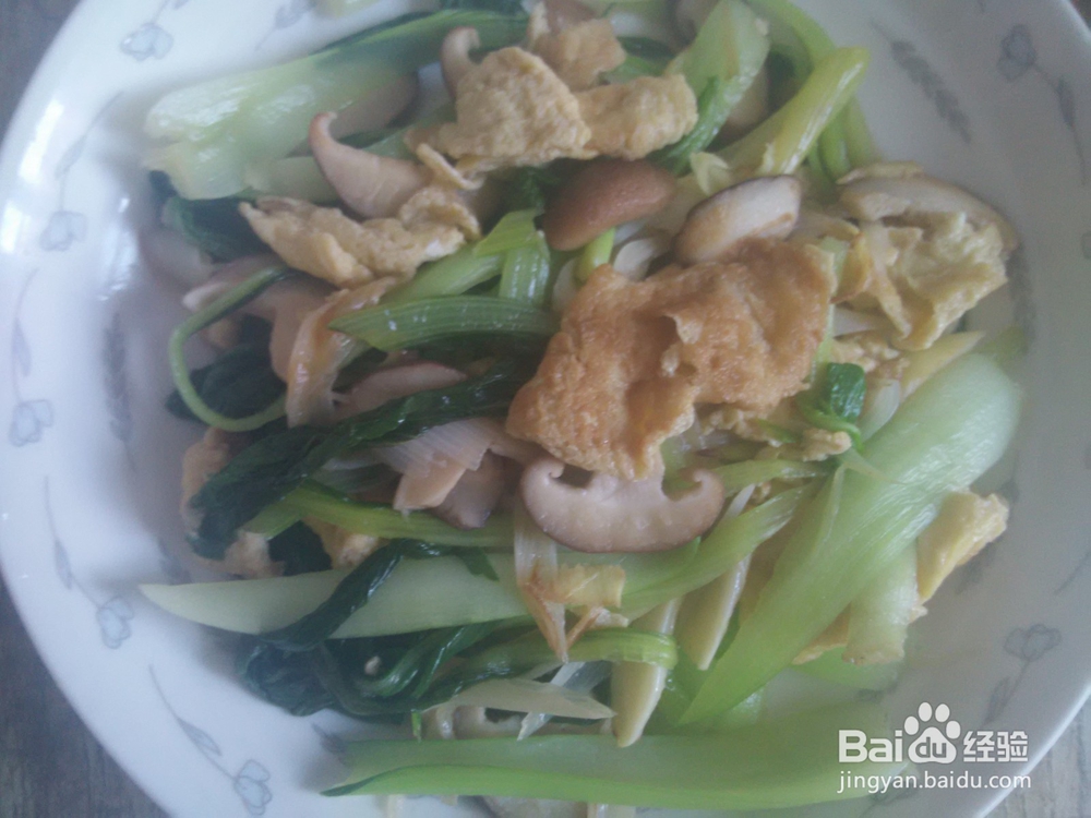 香菇鸡蛋青菜面怎么做？
