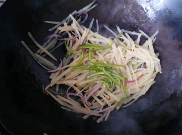 土豆丝菠菜卷饼