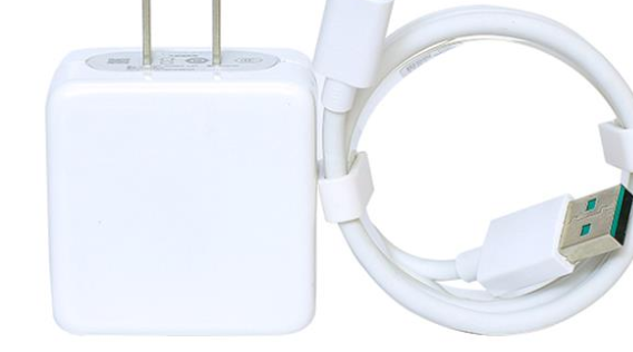 opporeno5数据线是几a