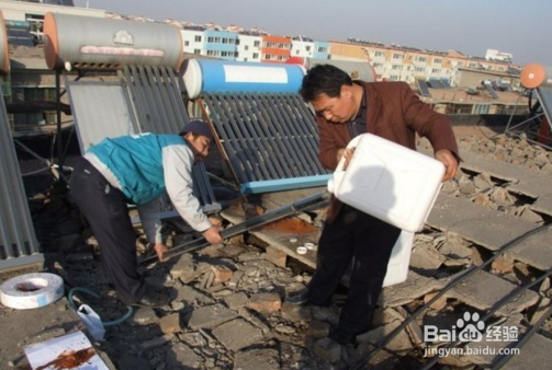 太阳能热水器怎么清洗
