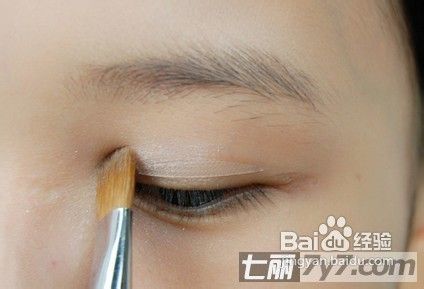 手把手教你画Angelababy妆容打造紫色少女风情妆