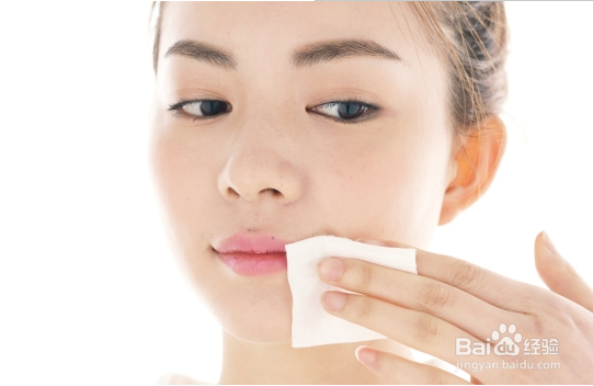 化妆前的护肤步骤