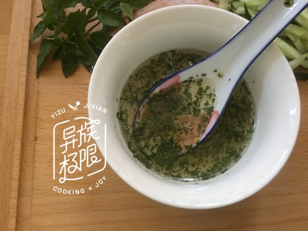 鸡丝西红柿手擀面
