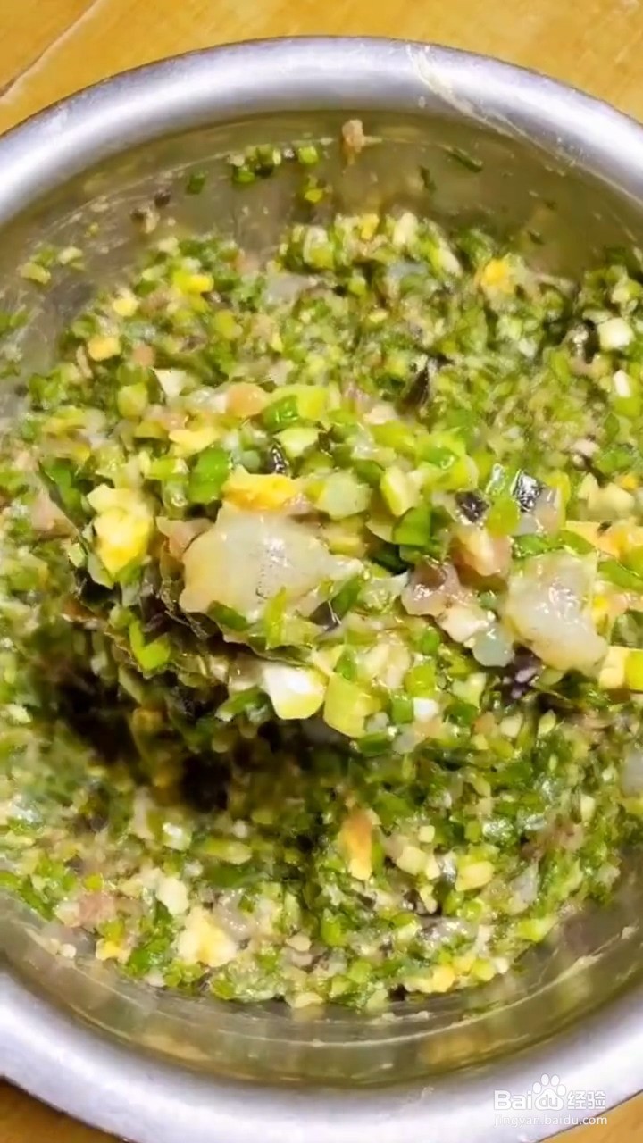 如何制作鲜美多汁的三鲜馅饺子