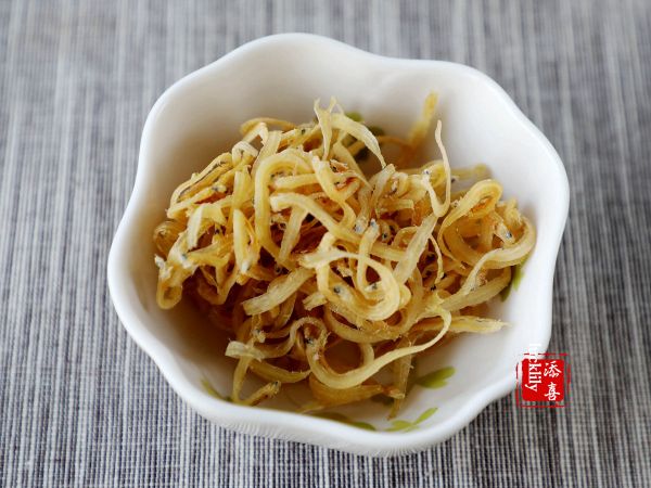 南瓜盅银鱼鸡蛋羹