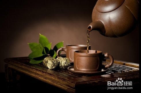 如何用紫砂壶泡茶?