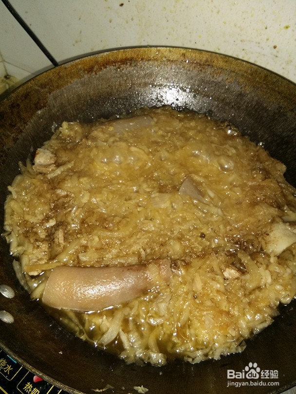 肉皮酸菜冻豆腐炖肉