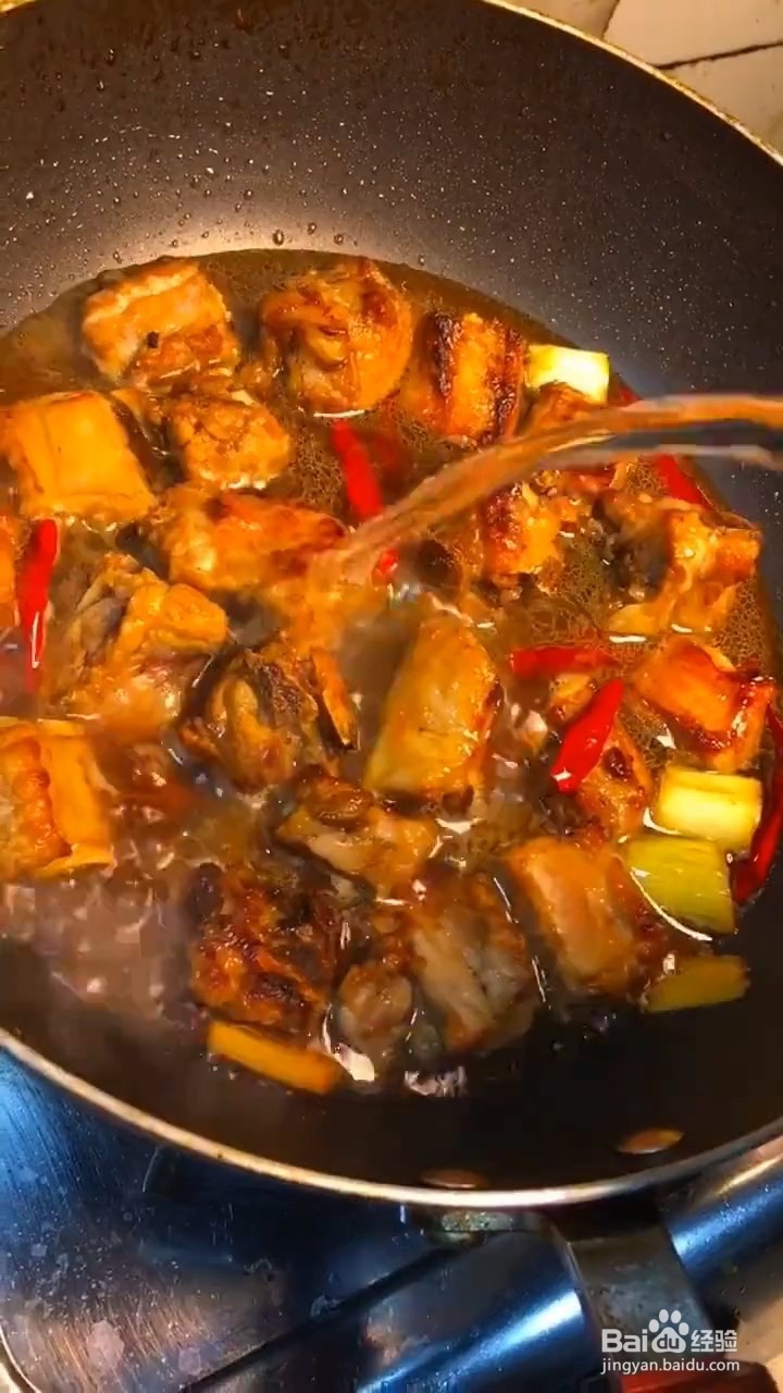 如何烹饪红烧排骨