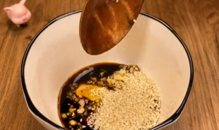 如何自制瘦身凉菜菠菜拌金针菇
