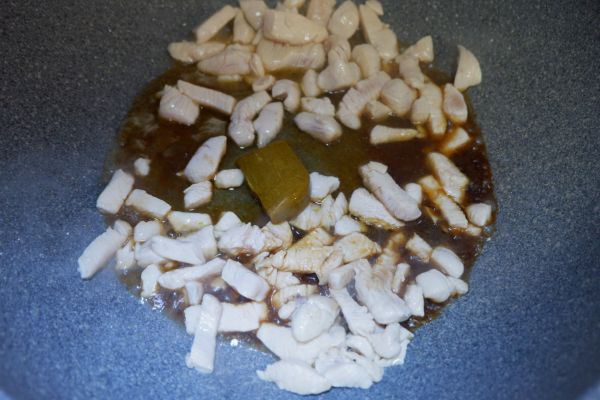 全麦咖喱鸡肉软欧面包