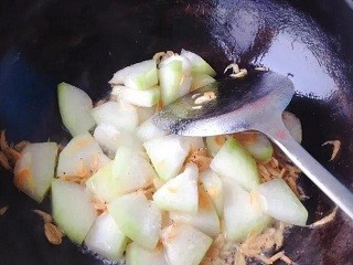 虾皮烧冬瓜怎么做？