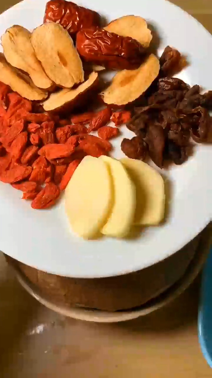 怎样做椰子炖鸡