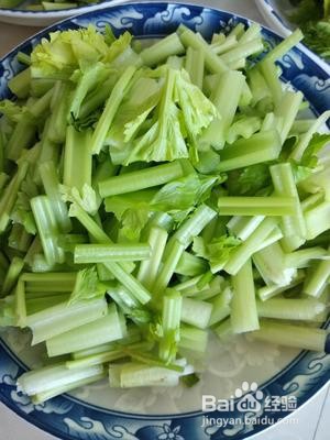 怎么做家常芹菜炒肉