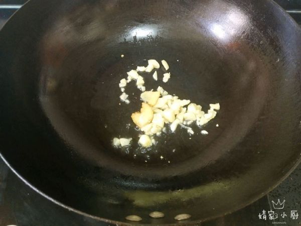 青椒香干炒肚丝