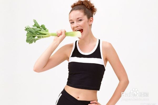 进行体育锻炼的人怎样补充运动饮料和食物