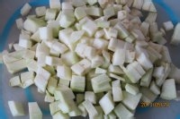 茄子鸡蛋酱的做法