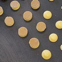 教你如何制作一炮而红新春蛋糕