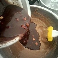 布朗尼蛋糕预拌粉的做法