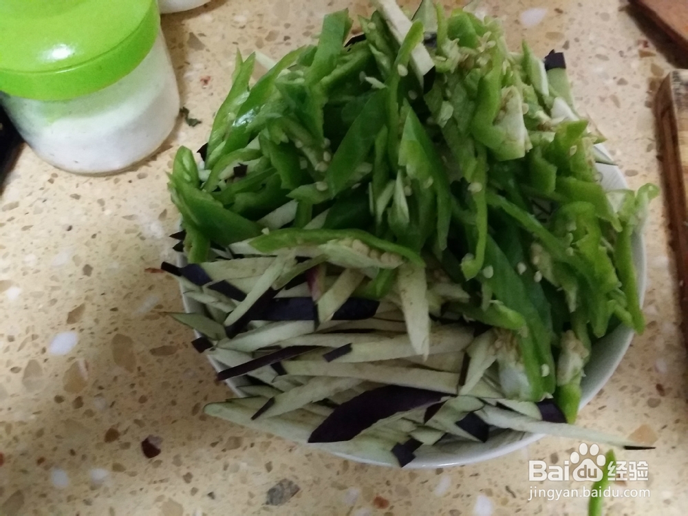 东东私房菜：自制肉沫茄子