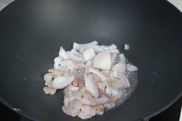 虾仁罗勒意大利面