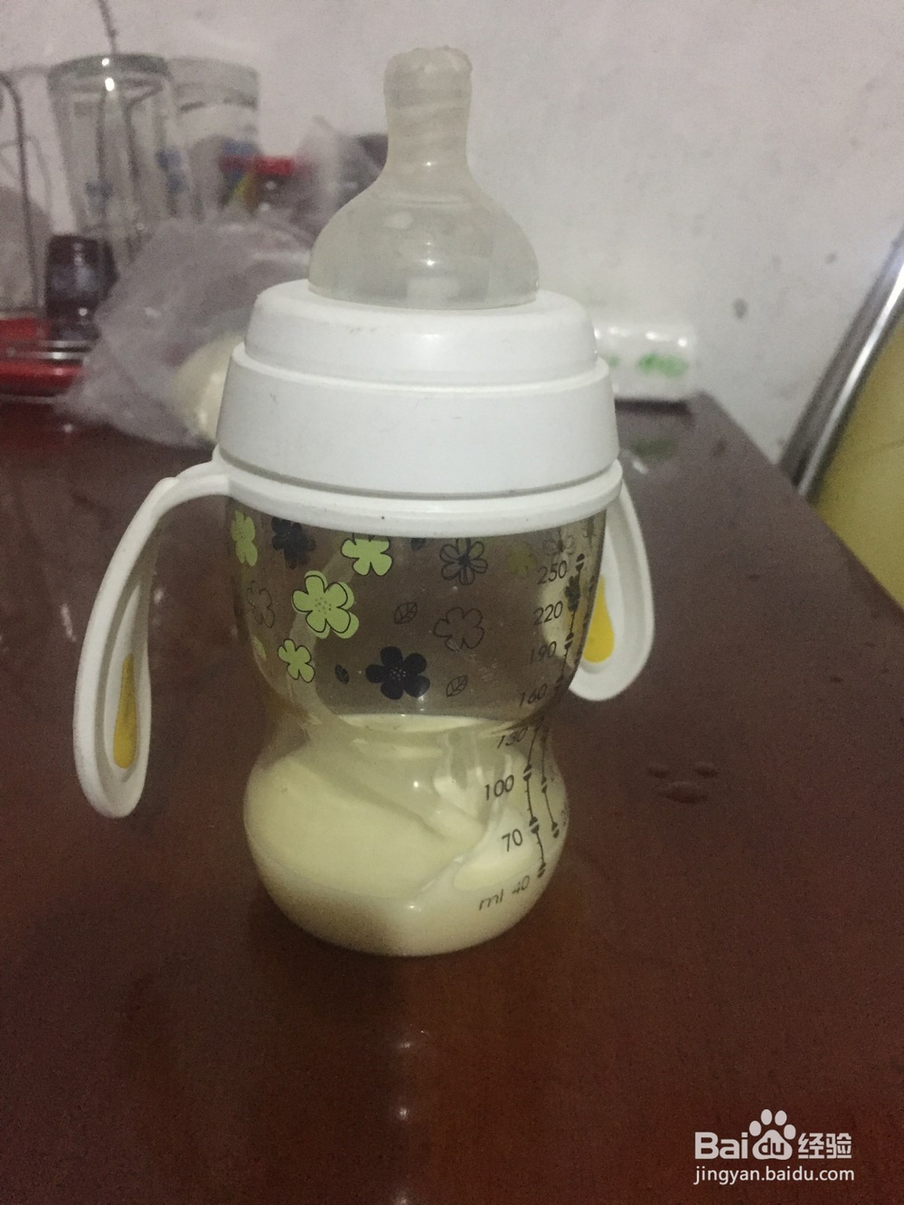 宝宝喝剩下的奶粉如何处理？