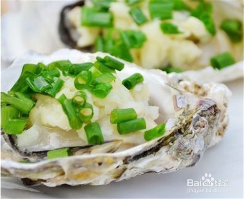 三亚美食之三亚海鲜做法推荐—蒜蓉生蚝