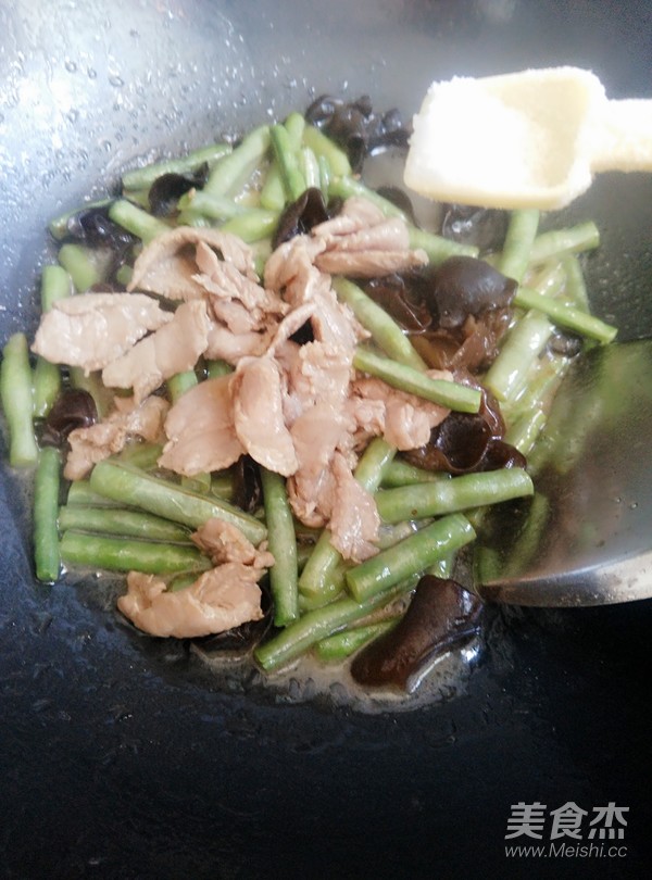 木耳豆角炒肉